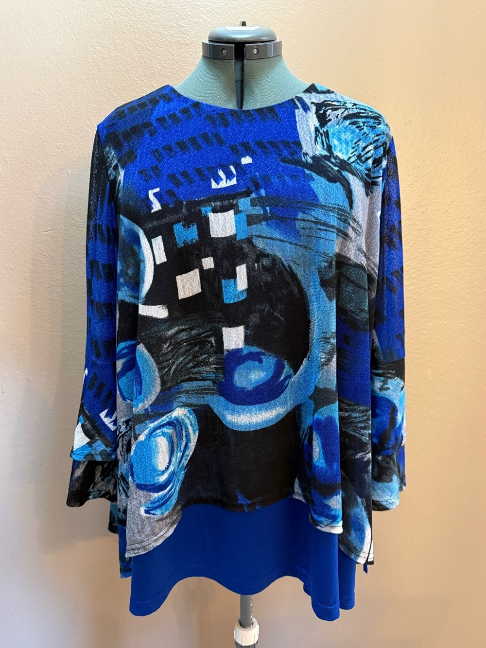 Calessa Plus Size Abstract Mesh Layered Asymmetric Tunic Blouse Blue Size 2X